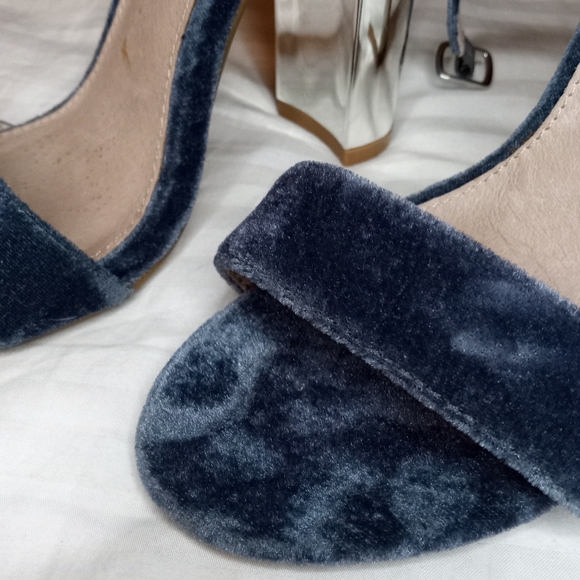 Steve Madden heels - Picture 4 of 4